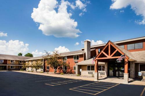 Hotel Americinn - Menomonie