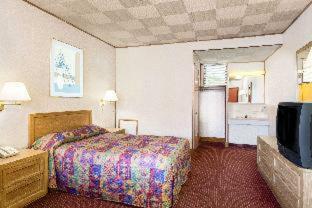 Hotel Knights Inn Galax