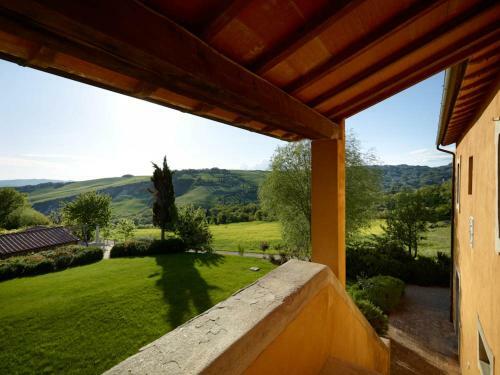La Foce Villa Sleeps 8 Pool Wifi