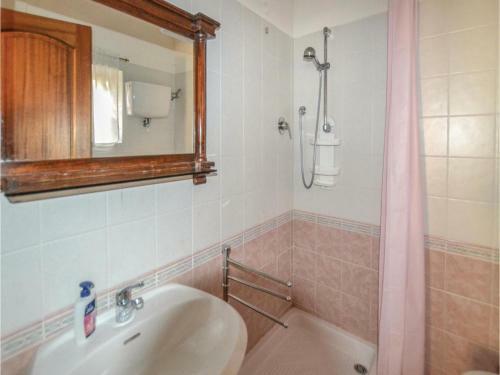 Two-bedroom Apartment In Citerna (pg)