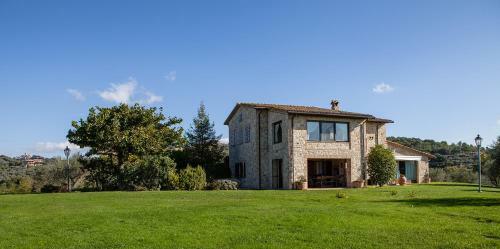 Collazzone Villa Sleeps 8 Pool Air Con Wifi