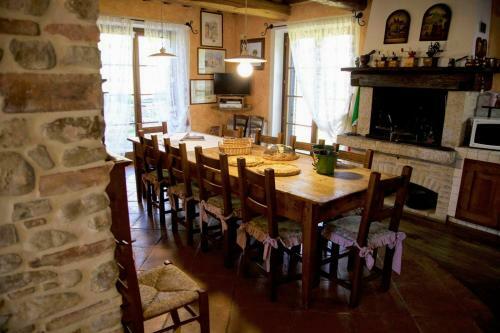 Collazzone Villa Sleeps 12 Pool Air Con Wifi