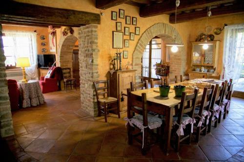 Collazzone Villa Sleeps 12 Pool Air Con Wifi