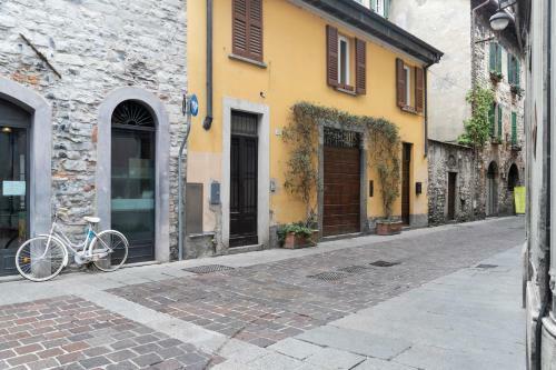 Lario Promenade Apartment