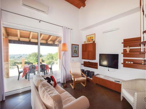 Three-bedroom Holiday Home In Modica Rg