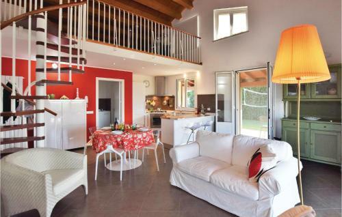 Three-bedroom Holiday Home In Modica Rg