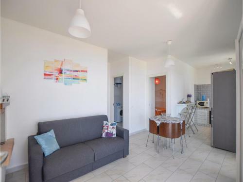 Two-bedroom Holiday Home In San Vito Lo Capo -tp-
