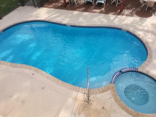 Hotel Executive Inn & Suites Cuero