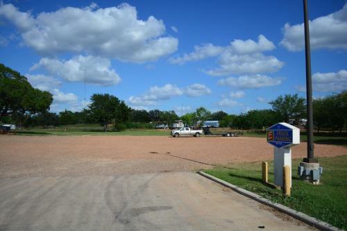Hotel Executive Inn & Suites Cuero