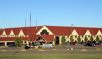 Hotel Cedar Shore Resort - Oacoma