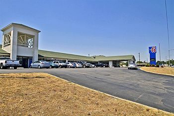 Motel 6 Sallisaw