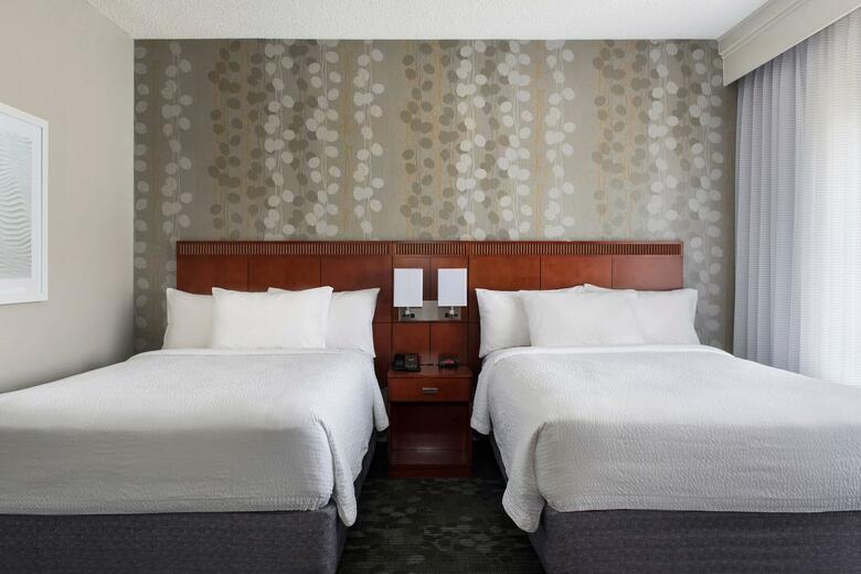 Hotel Courtyard Lincroft Red Bank