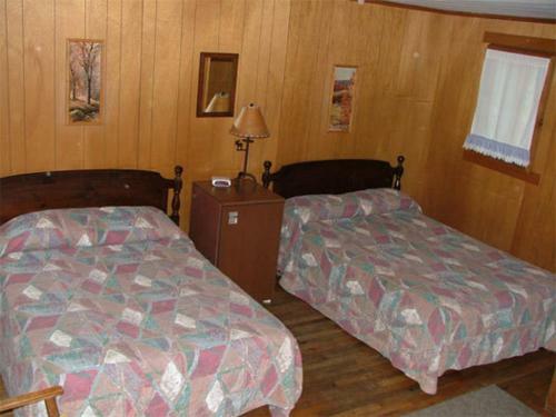 Maple Lodge Cabins