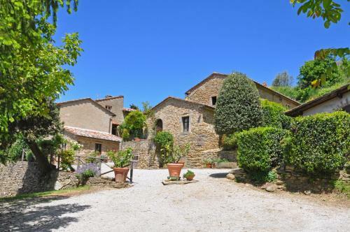 Cortona Apartment Sleeps 2