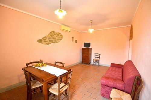 Camucia-monsigliolo Villa Sleeps 9 Pool Air Con