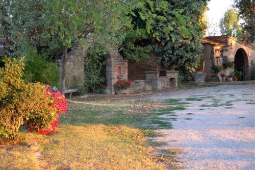 Le Casine-perignano-spinelli Apartment Sleeps 9