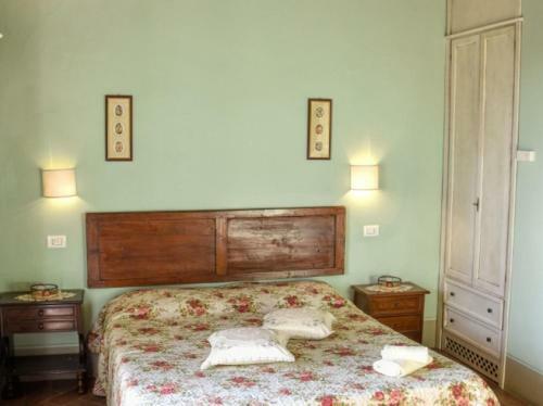 Fratta-santa Caterina Villa Sleeps 18 Pool Wifi