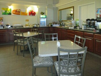 Best Western Shalimar Plaza Hotel & Conference Center