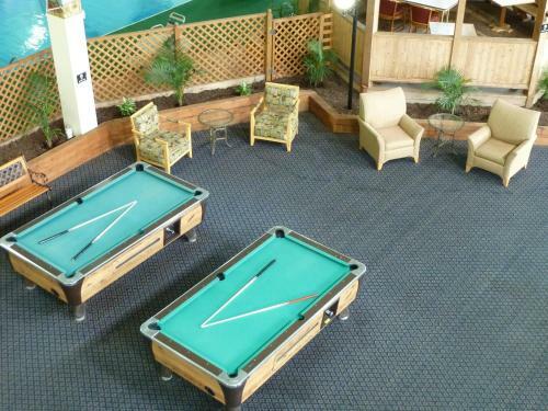 Hotel Katahdin Inn & Suites