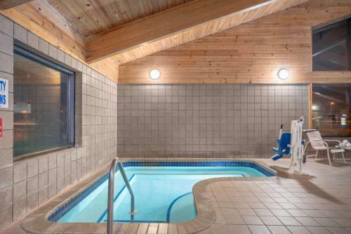 Hotel Americinn Lakeville