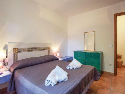 Four-bedroom Holiday Home In Custonaci
