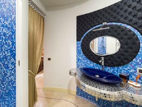 Donnalucata Villa Sleeps 8 Pool Wifi