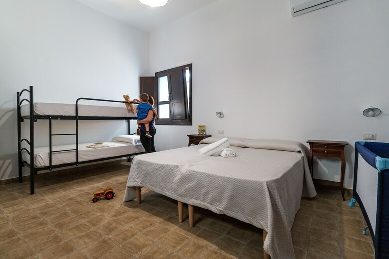 Hotel Ghivine Albergo Diffuso