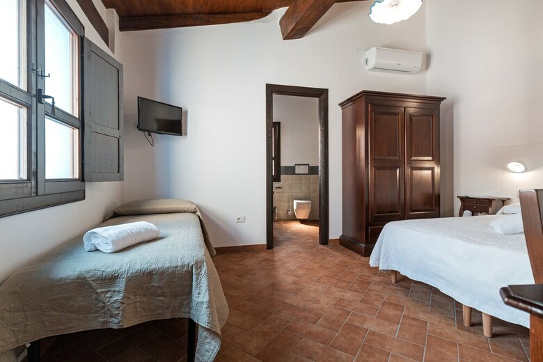 Hotel Ghivine Albergo Diffuso