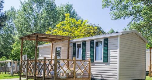Happy Camp Mobile Homes In Camping Village Paestum