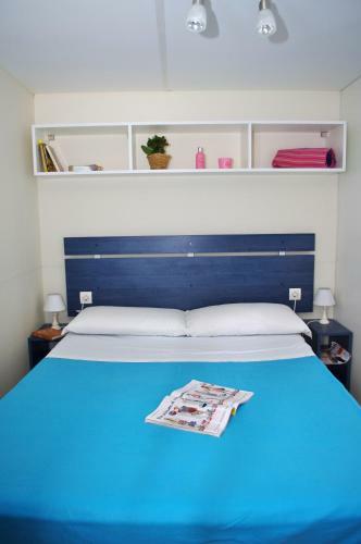 Happy Camp Mobile Homes In Camping Village Paestum