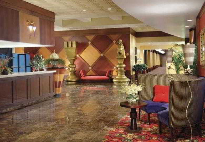 Hotel Renaissance Chicago Northshore