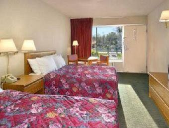 Posada Knights Inn - Plant City