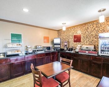 Best Western Plus Plant City Hotel