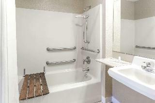Hotel Super 8 Ashburn