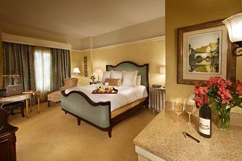 Hotel Chateau Elan Winery & Resort