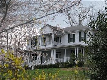 Bed & Breakfast Rabun Manor