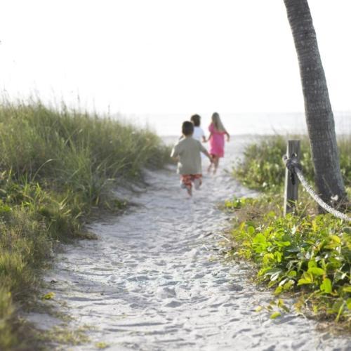 Hotel Tween Waters Inn Island Resort