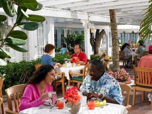 Hotel Tween Waters Inn Island Resort