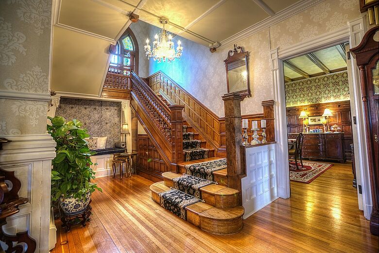 Bed & Breakfast The Wallingford Victorian Inn