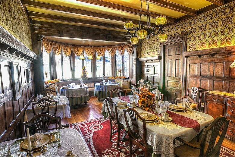 Bed & Breakfast The Wallingford Victorian Inn