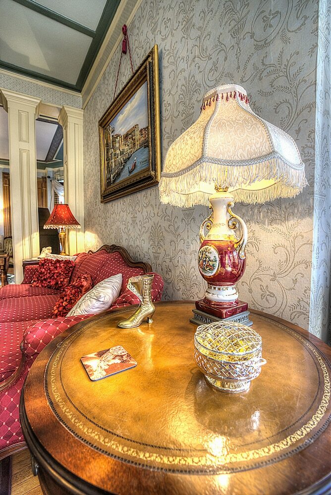 Bed & Breakfast The Wallingford Victorian Inn