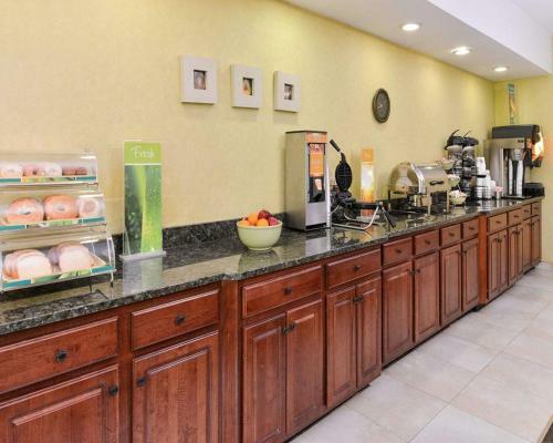 Hotel Quality Suites Stratford