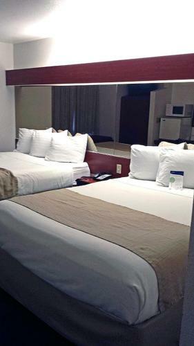 Motel 6 Dixon