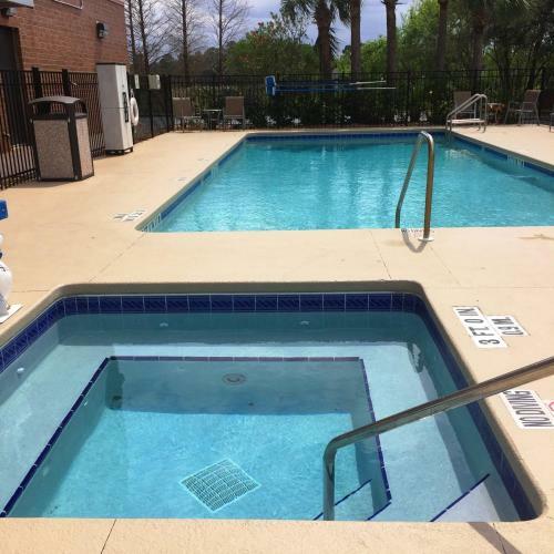 Holiday Inn Express Hotel & Suites Orange City