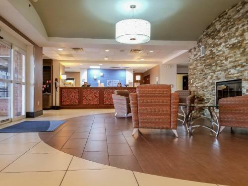 Holiday Inn Express Hotel & Suites Orange City