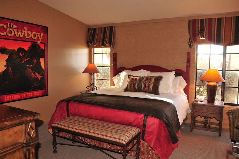 Hotel Rancho De Los Caballeros