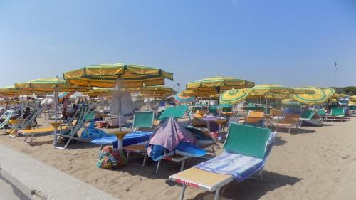 Apartment In Eraclea Mare 25171