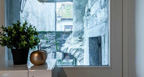 Altido Giuliana Home