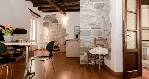 Altido Giuliana Home