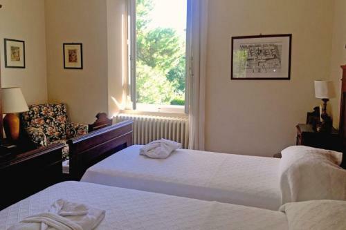 Fano Villa Sleeps 8 Pool Air Con Wifi